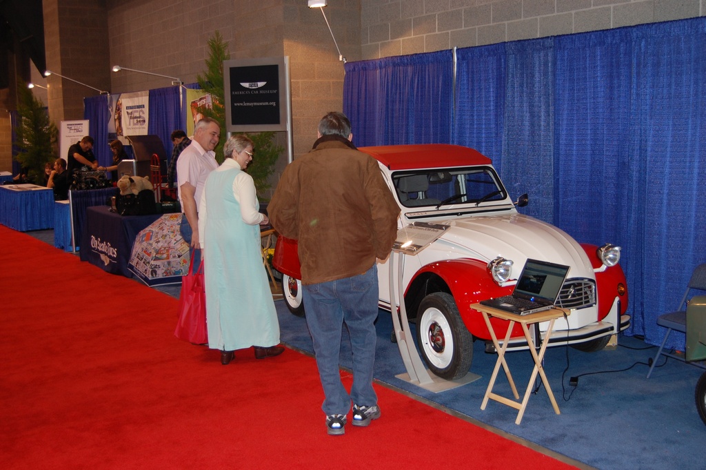 2CV Dolly at the Seattle Auto Show