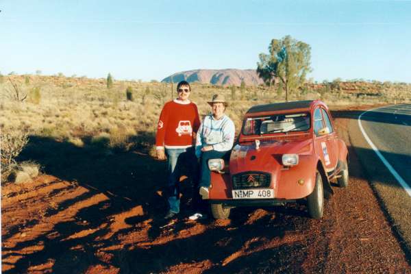 Uschi and Hobo in front of Ayers Rock